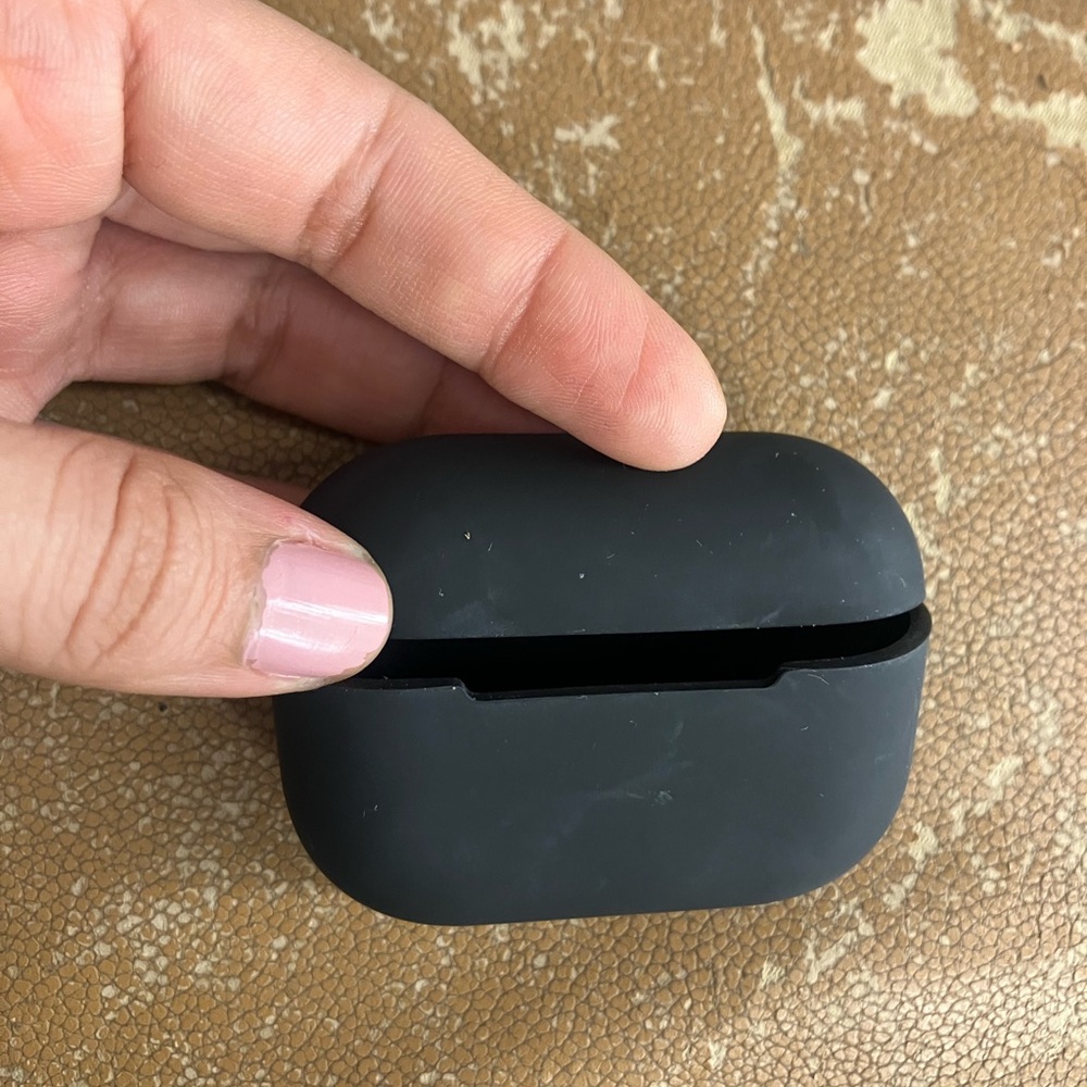AirPod Case - Picture 4 of 7